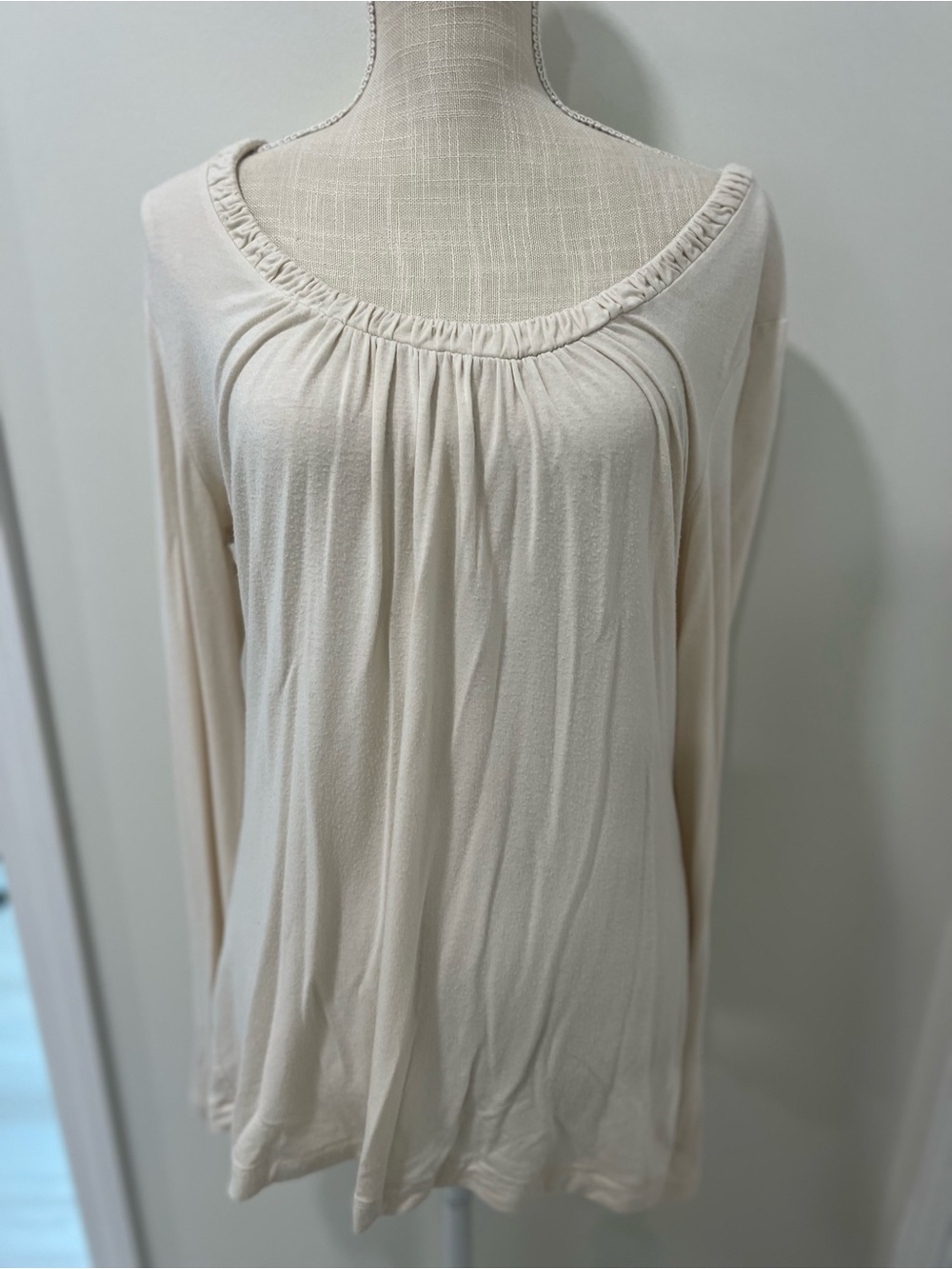 Banana Republic Cream Long-Sleeve Gathered Neck Tee